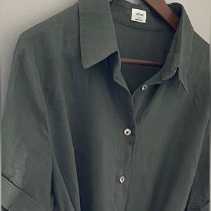 Linen shirt dress, Aritzia, green khaki, excellent condition (worn only 1x)